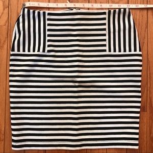 Forever21 black/white striped short skirt